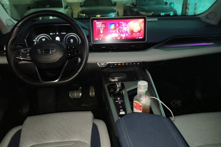 Used Geely Auto Preface 2021 2.0TD Luxury Version Center Console