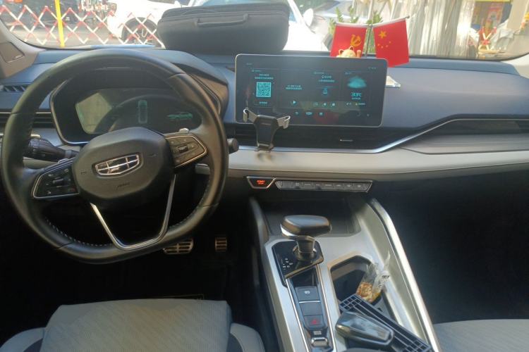 Used Geely Auto Preface 2021 2.0TD Luxury Version Center Console