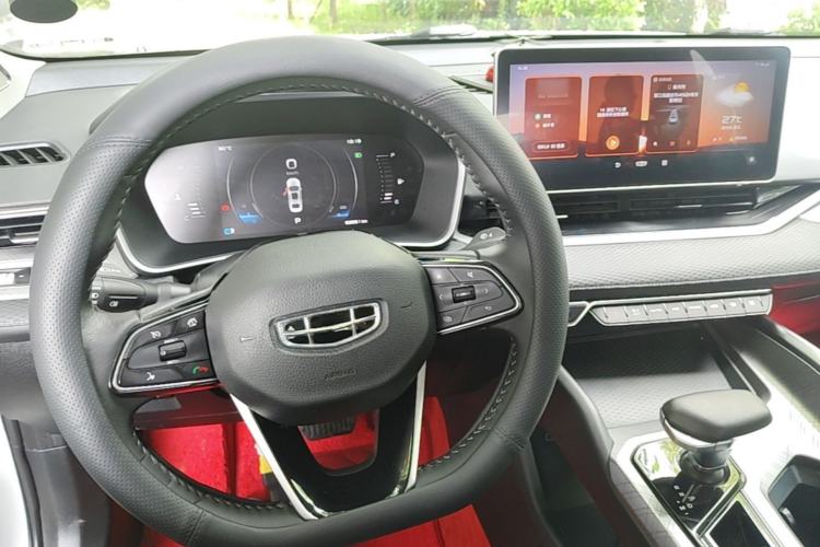 Used Geely Auto Preface 2021 2.0TD Luxury Version Center Console