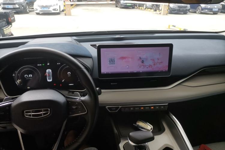 Used Geely Auto Preface 2021 Revised Version 2.0TD Luxury Edition Center Console