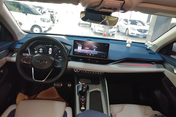 Used Geely Auto Preface 2021 Revised Version 2.0TD Luxury Edition Center Console