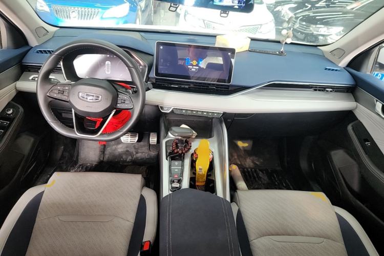 Used Geely Auto Preface 2021 Revised Version 2.0TD Luxury Edition Center Console
