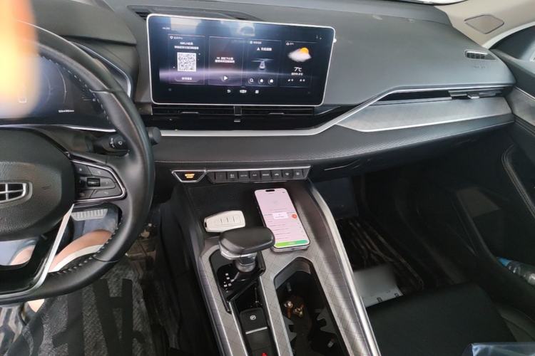 Used Geely Auto Preface 2021 2.0TD Luxury Version Center Console