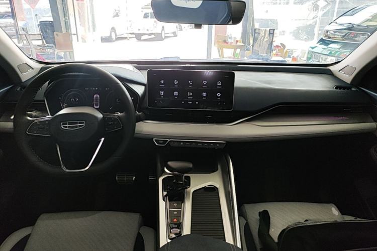 Used Geely Auto Preface 2021 Revised Version 2.0TD Luxury Edition Center Console