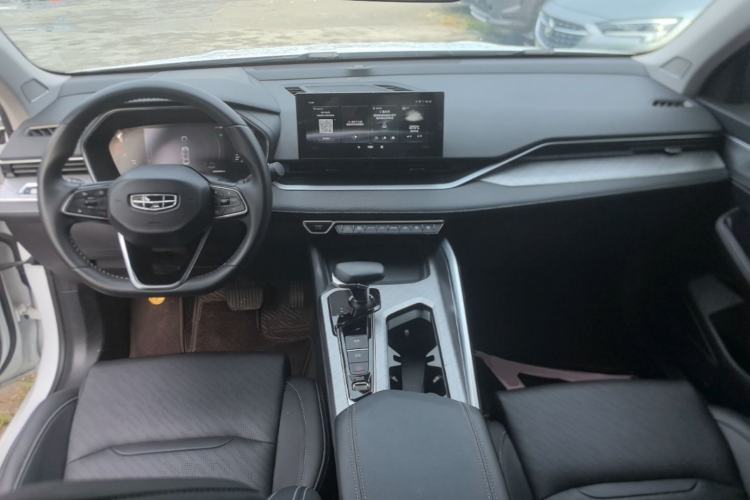 Used Geely Auto Preface 2021 2.0TD Elite Edition Center Console