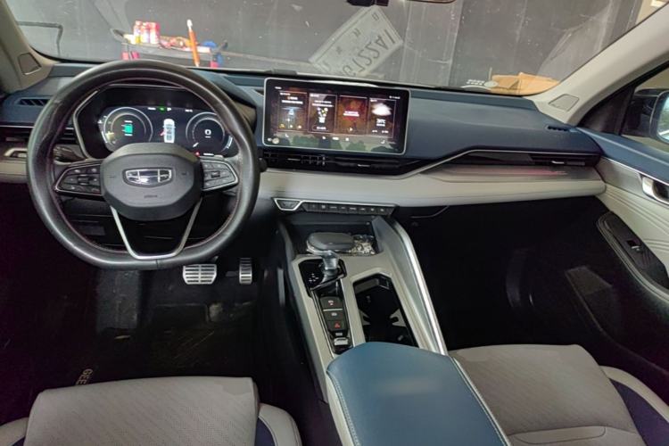 Used Geely Auto Preface 2021 Revised Version 2.0TD Luxury Edition Center Console
