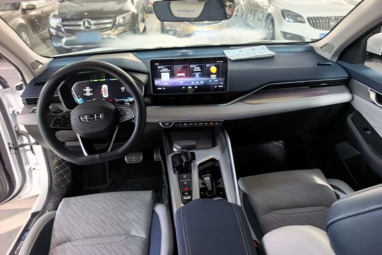 Used Geely Auto Preface 2021 2.0TD Luxury Version Center Console
