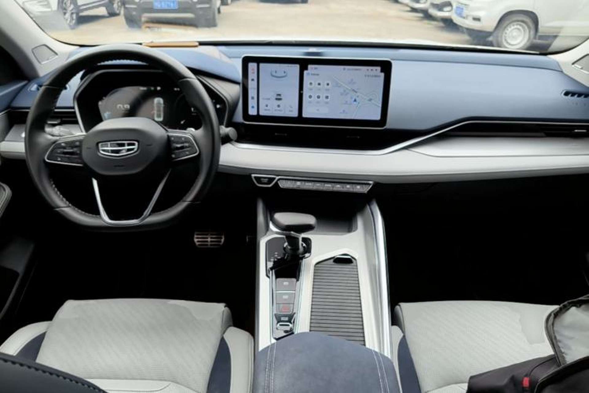 Used Geely Auto Preface 2021 Revised Version 2.0TD Luxury Edition Center Console