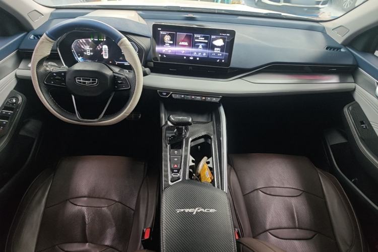 Used Geely Auto Preface 2021 Revised Version 2.0TD Luxury Edition Center Console