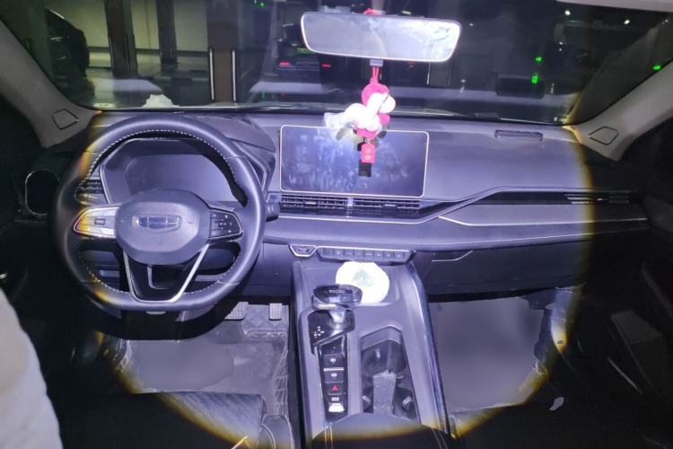 Used Geely Auto Preface 2021 2.0TD Luxury Version Center Console