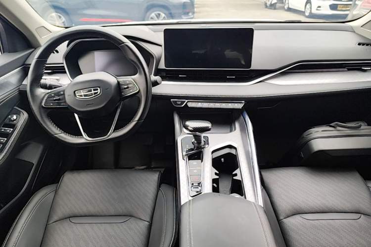 Used Geely Auto Preface 2021 2.0TD Luxury Version Center Console