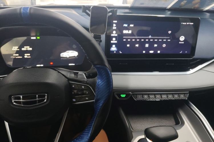 Used Geely Auto Preface 2021 2.0TD Luxury Version Center Console