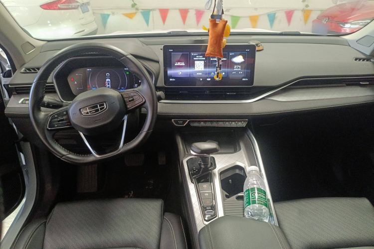 Used Geely Auto Preface 2021 2.0TD Luxury Version Center Console
