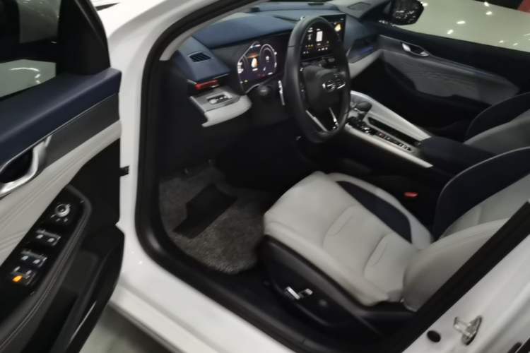 Used Geely Auto Preface 2021 Revised Version 2.0TD Luxury Edition Driver Seat