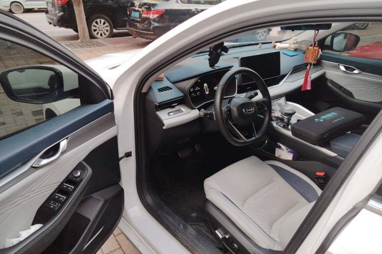Used Geely Auto Preface 2021 Revised Version 2.0TD Luxury Edition Driver Seat