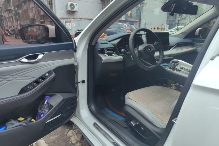 Used Geely Auto Preface 2021 2.0TD Designer's Recommended Edition Driver Seat