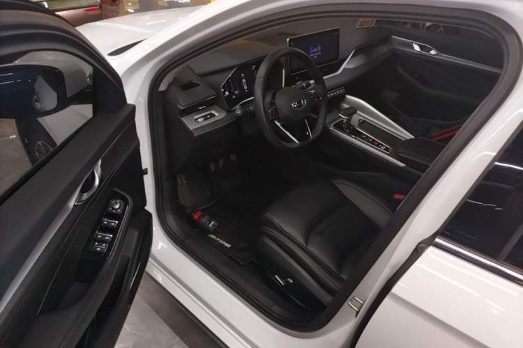 Used Geely Auto Preface 2021 2.0TD Luxury Version Driver Seat