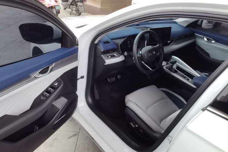 Used Geely Auto Preface 2021 Revised Version 2.0TD Luxury Edition Driver Seat