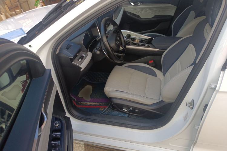 Used Geely Auto Preface 2021 2.0TD Luxury Version Driver Seat