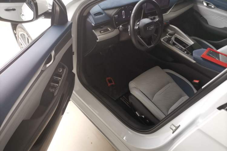 Used Geely Auto Preface 2021 Revised Version 2.0TD Luxury Edition Driver Seat
