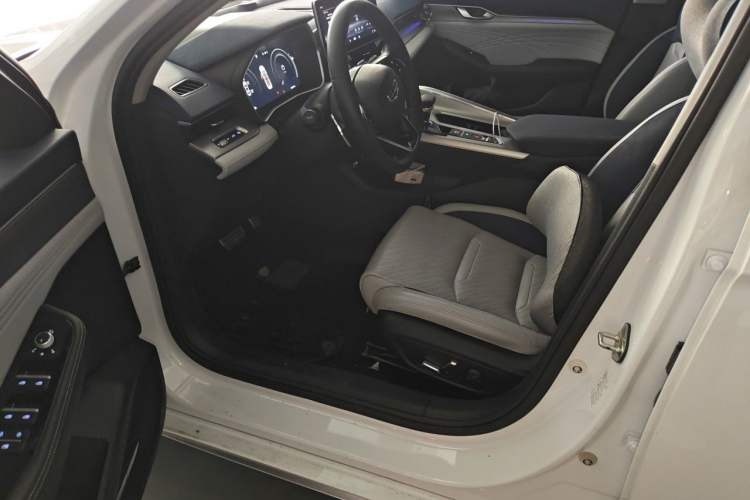 Used Geely Auto Preface 2021 Revised Version 2.0TD Luxury Edition Driver Seat