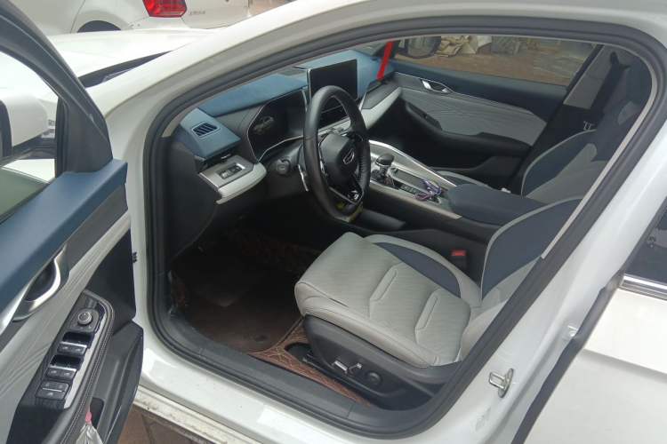 Used Geely Auto Preface 2021 Revised Version 2.0TD Luxury Edition Driver Seat