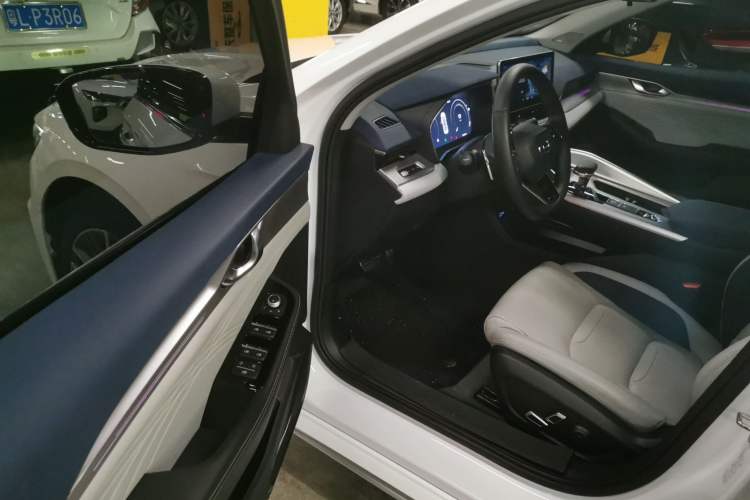 Used Geely Auto Preface 2021 Revised Version 2.0TD Luxury Edition Driver Seat