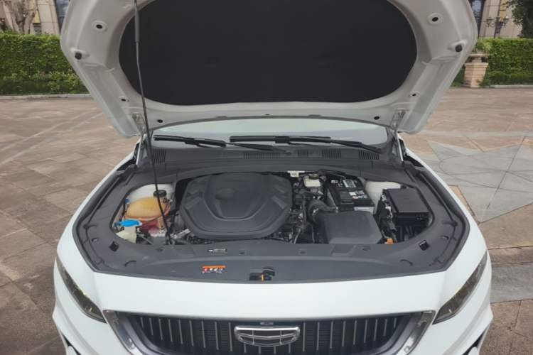 Used Geely Auto Preface 2021 Revised Version 2.0TD Luxury Edition Engine Bay