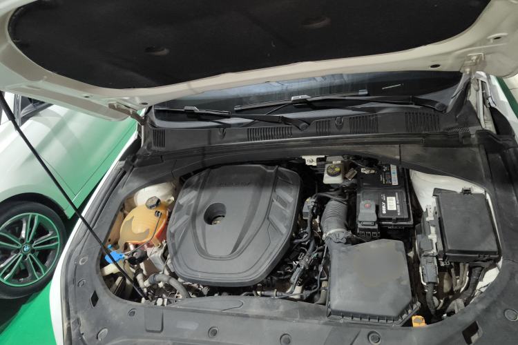 Used Geely Auto Preface 2021 2.0TD Luxury Version Engine Bay