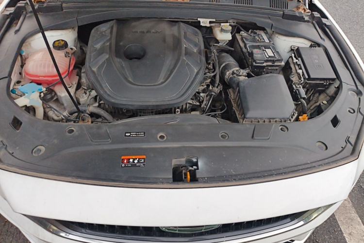 Used Geely Auto Preface 2021 2.0TD Designer's Recommended Edition Engine Bay