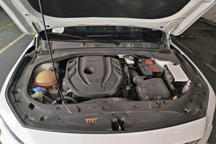 Used Geely Auto Preface 2021 Revised Version 2.0TD Luxury Edition Engine Bay