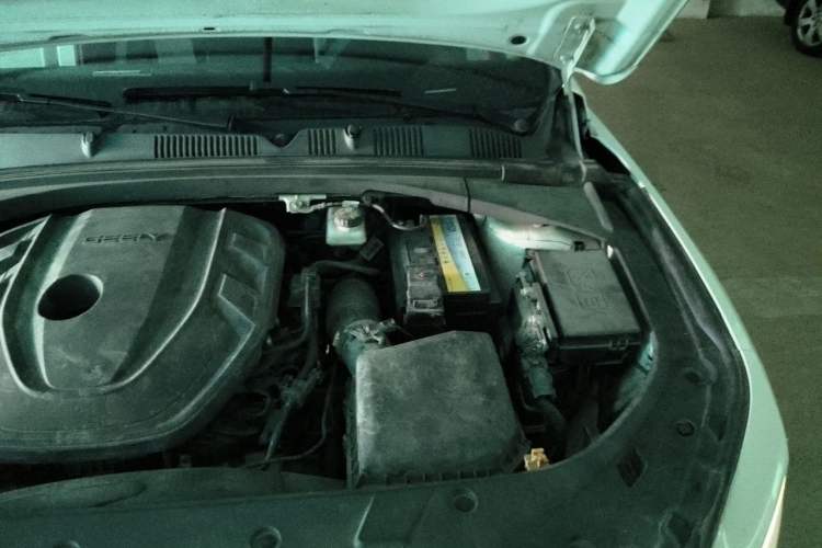 Used Geely Auto Preface 2021 2.0TD Luxury Version Engine Bay Left