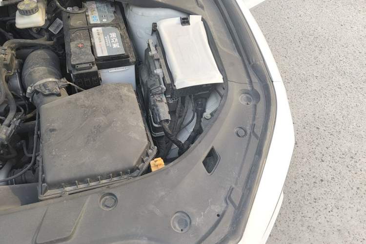 Used Geely Auto Preface 2021 2.0TD Flagship Edition Engine Bay Left