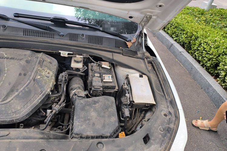 Used Geely Auto Preface 2021 Revised Version 2.0TD Luxury Edition Engine Bay Left