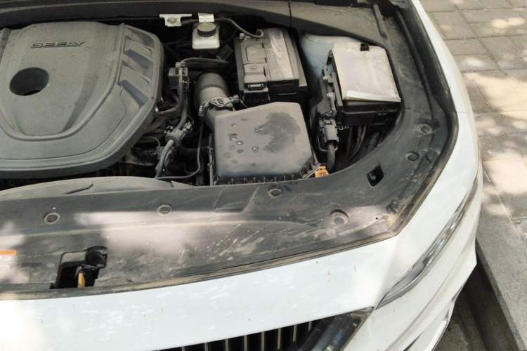 Used Geely Auto Preface 2021 2.0TD Luxury Version Engine Bay Left