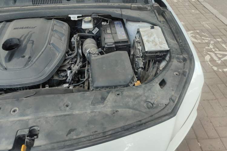 Used Geely Auto Preface 2021 2.0TD Flagship Edition Engine Bay Left