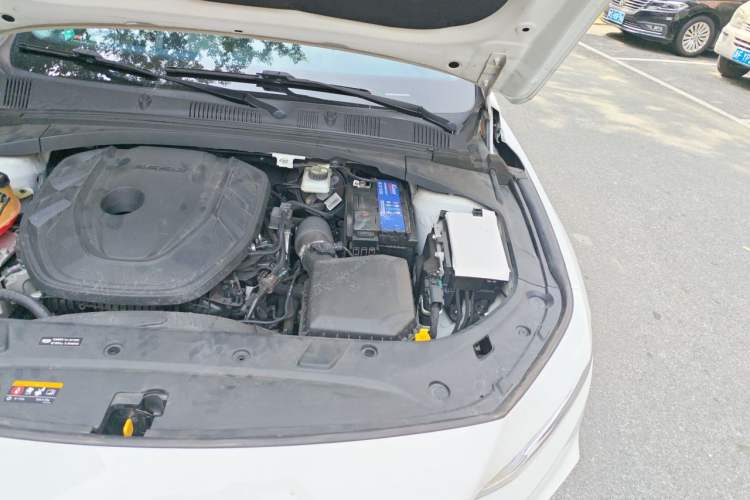 Used Geely Auto Preface 2021 Revised Version 2.0TD Luxury Edition Engine Bay Left