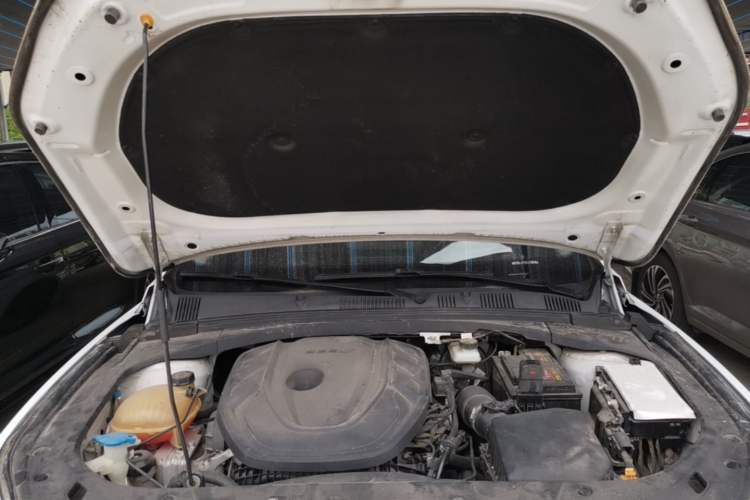 Used Geely Auto Preface 2021 2.0TD Luxury Version Engine Bay