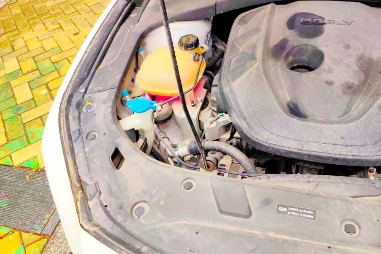 Used Geely Auto Preface 2021 2.0TD Luxury Version Engine Bay Right