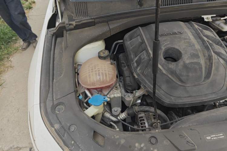 Used Geely Auto Preface 2021 2.0TD Luxury Version Engine Bay Right