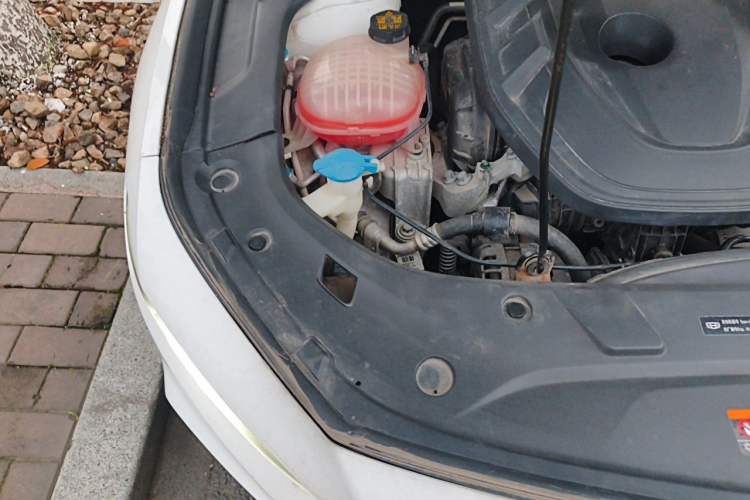 Used Geely Auto Preface 2021 2.0TD Designer's Recommended Edition Engine Bay Right