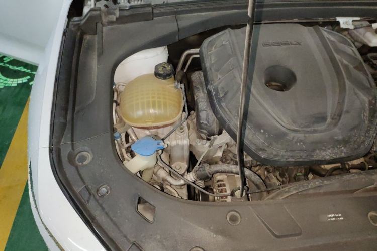 Used Geely Auto Preface 2021 2.0TD Luxury Version Engine Bay Right