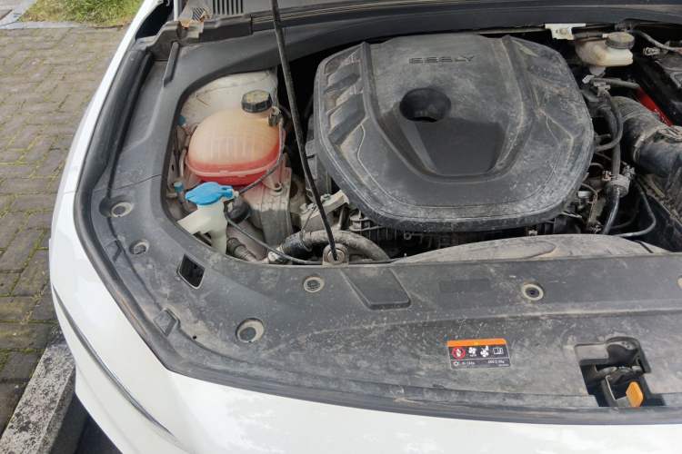 Used Geely Auto Preface 2021 2.0TD Luxury Version Engine Bay Right