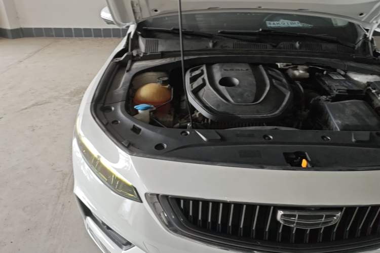 Used Geely Auto Preface 2021 Revised Version 2.0TD Luxury Edition Engine Bay Right