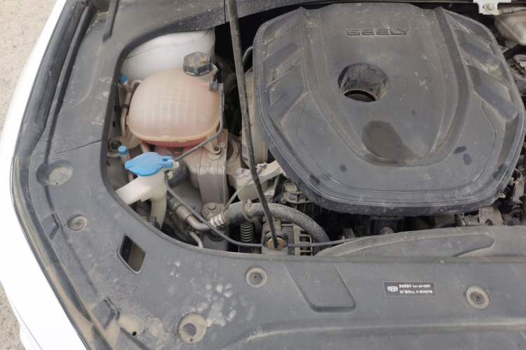 Used Geely Auto Preface 2021 2.0TD Luxury Version Engine Bay Right