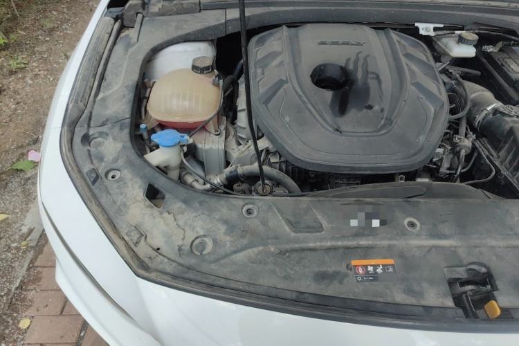 Used Geely Auto Preface 2021 2.0TD Flagship Edition Engine Bay Right