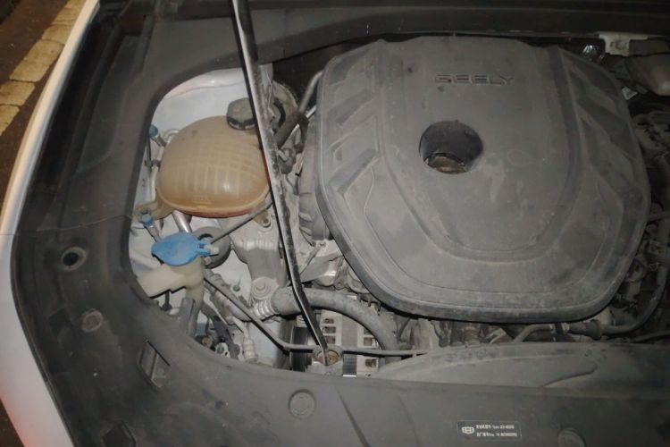 Used Geely Auto Preface 2021 Revised Version 2.0TD Luxury Edition Engine Bay Right