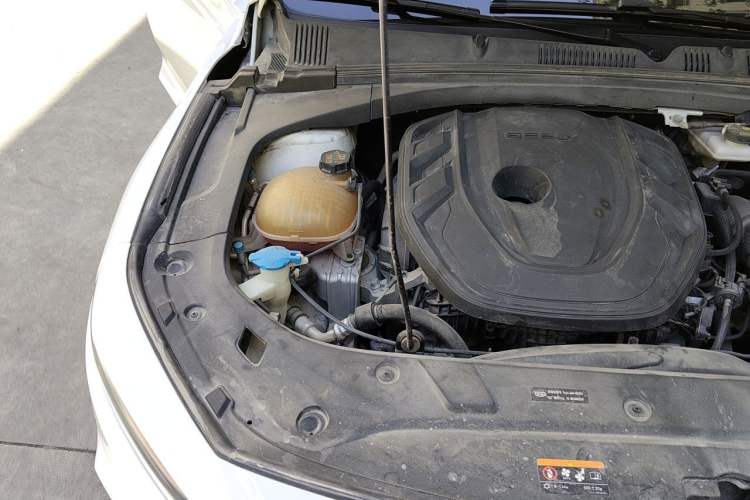 Used Geely Auto Preface 2021 2.0TD Luxury Version Engine Bay Right
