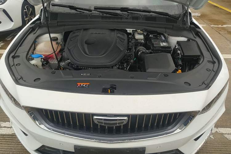 Used Geely Auto Preface 2021 2.0TD Luxury Version Engine Bay