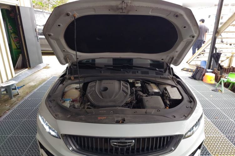 Used Geely Auto Preface 2021 Revised Version 2.0TD Luxury Edition Engine Bay